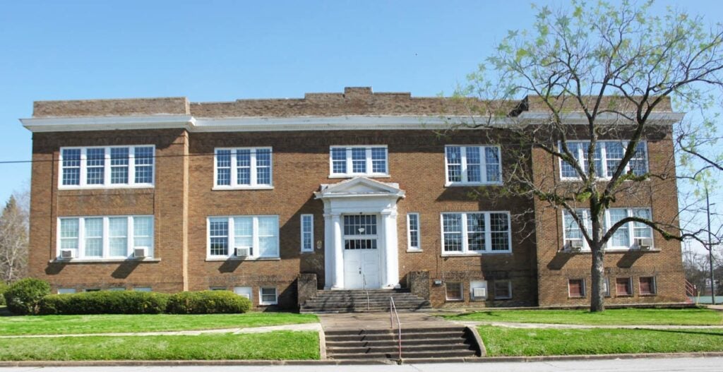 The old school on Main Street has been the subject of discussion by the Demopolis Planning Commission. A developer wants to renovate the building to convert unused portions of the building into about 20 small apartments.